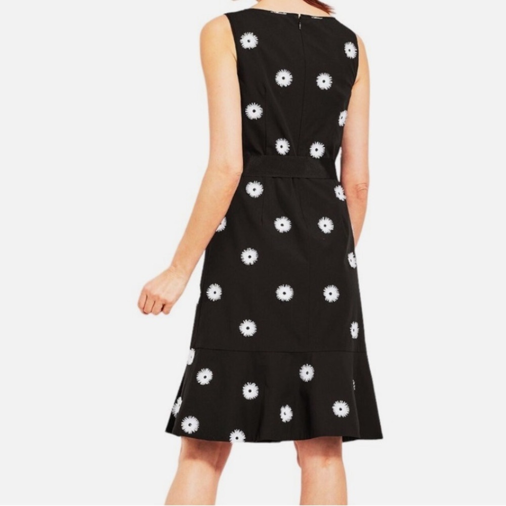 EUC Talbots 12P Petite Black & White Daisy-Dot Dress — Tie-Waist, Flounce Hem - Picture 5 of 8